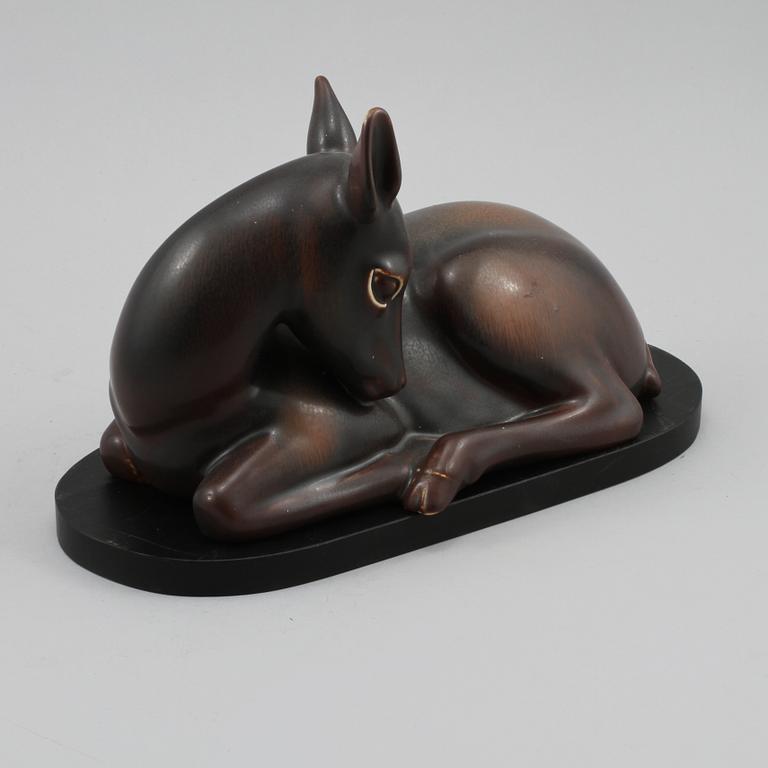 FIGURIN, stengods, Gunnar Nylund, Rörstrand, 1900-talets andra hälft.