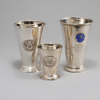 BÄGARE, 3 st, silver, 1900-tal. Vikt 560 gram.