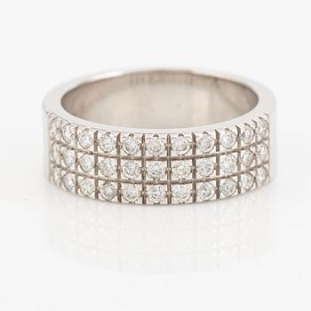 Ring, white gold with brilliant-cut diamonds.