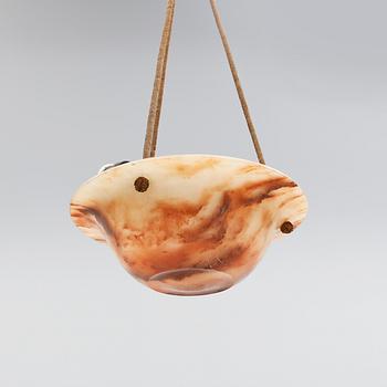 TAKAMPEL, alabaster, 1900-talets första hälft.