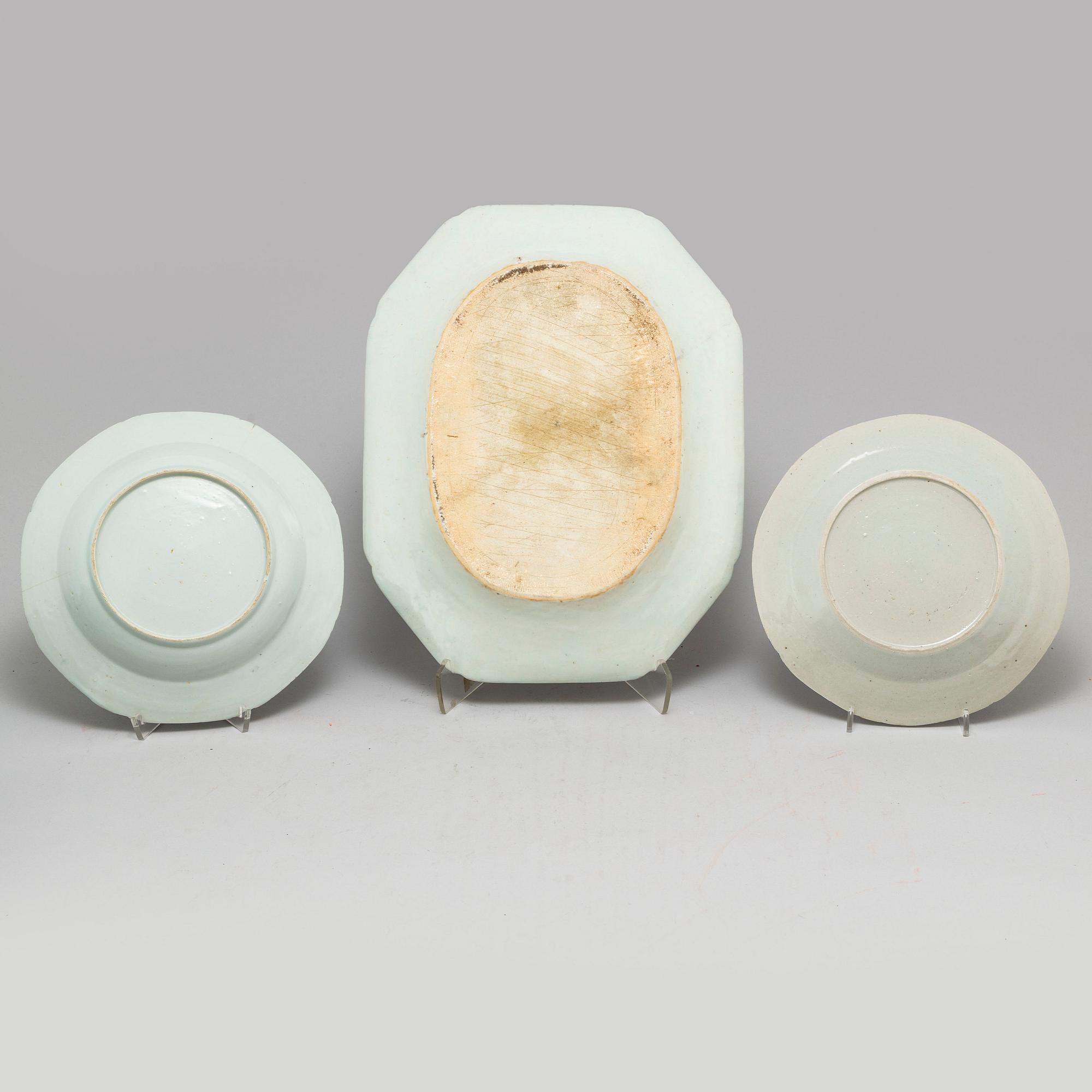 A blue and white part dinner service, Qing dynasty, 19th Century.