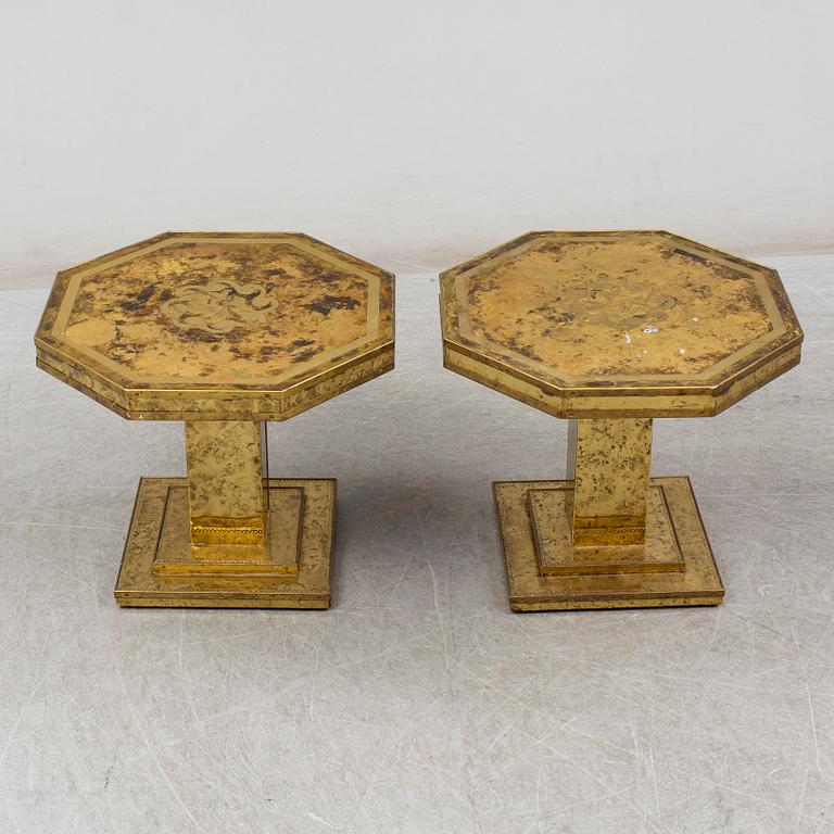 A pair of coffee tables, late 20th century.