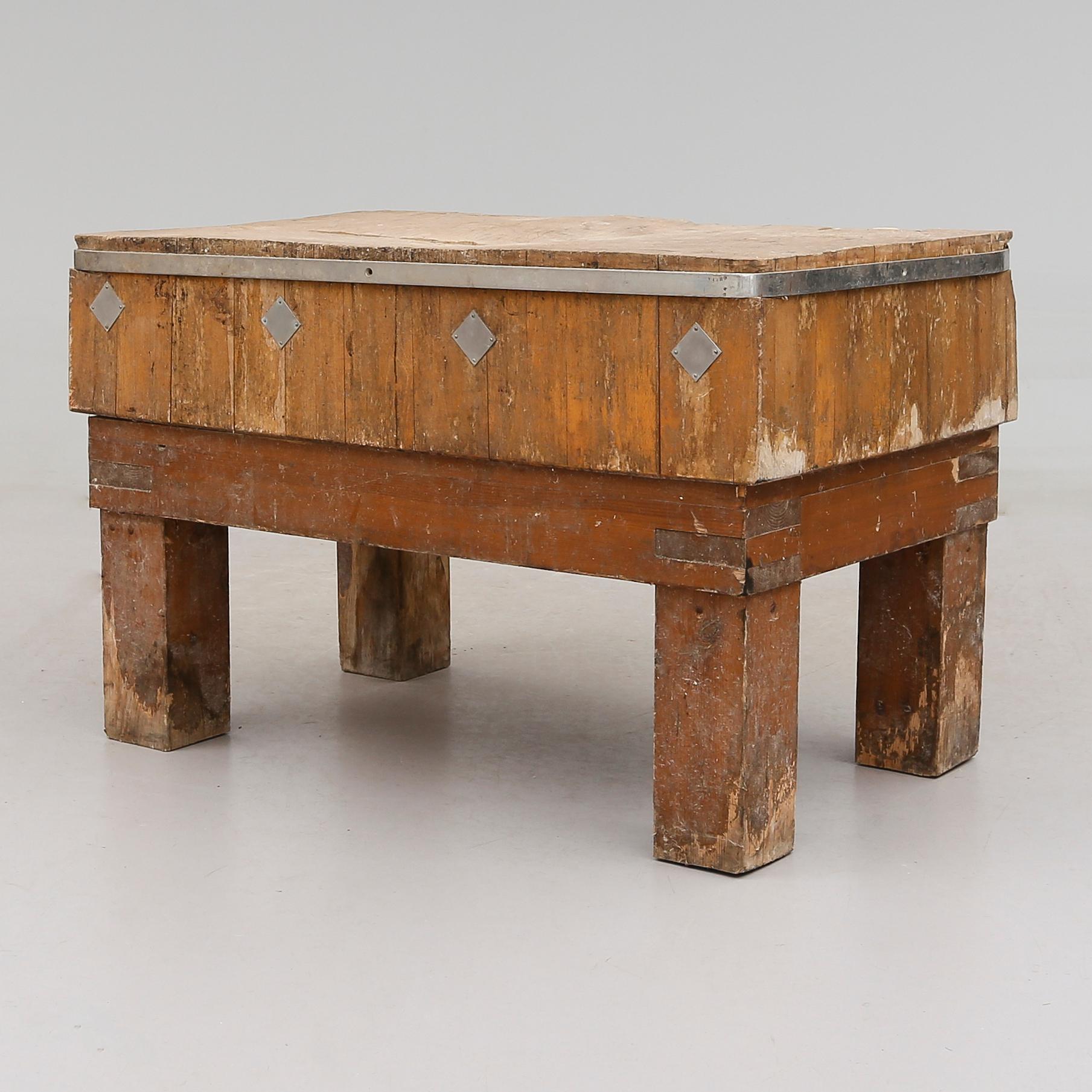 SLAKTBÄNK, 1900-talets andra hälft.