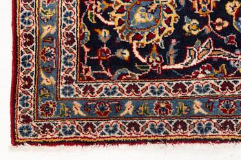 Carpet, oriental, approx. 385 x 292 cm.