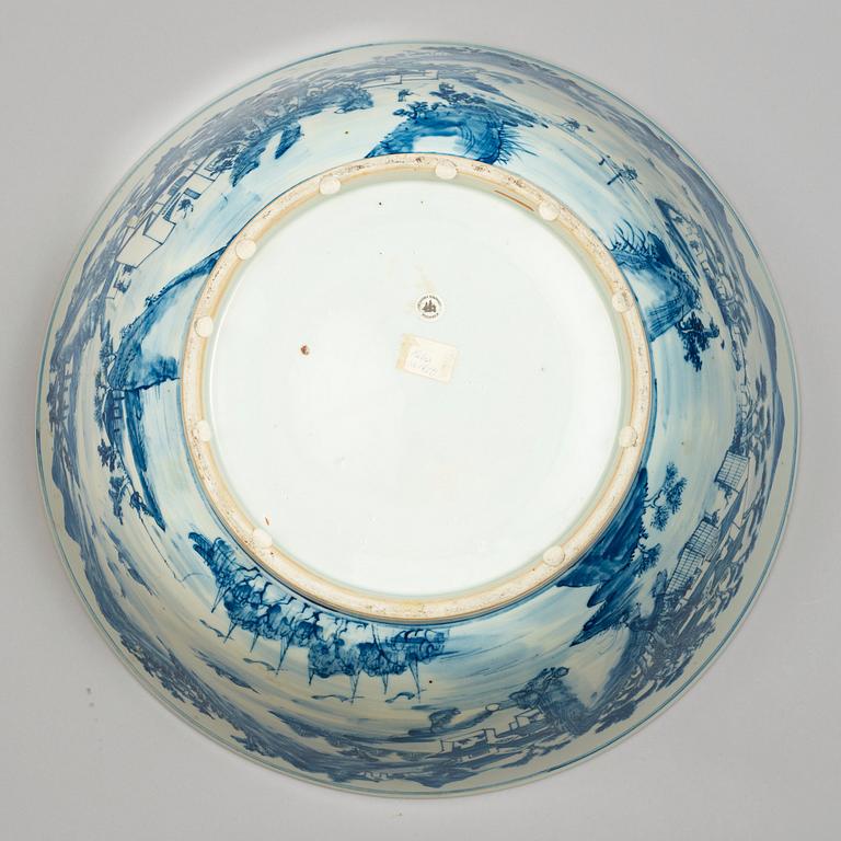 SKÅL, porslin. Qing dynastin, 1800-tal.