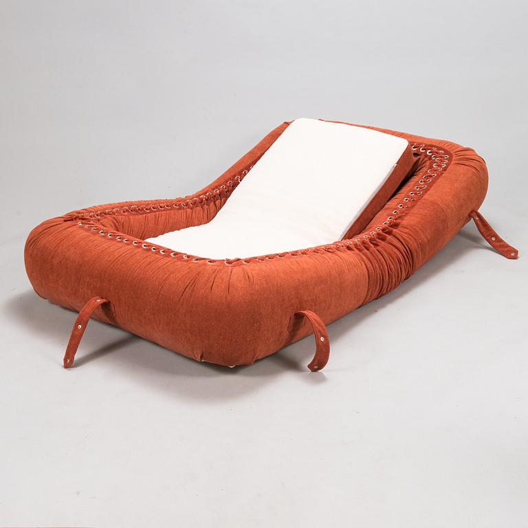 Alessandro Becchi, An armchair/chair-bedd 'Anfibio' designed 1971 for Italian Giovannetti.