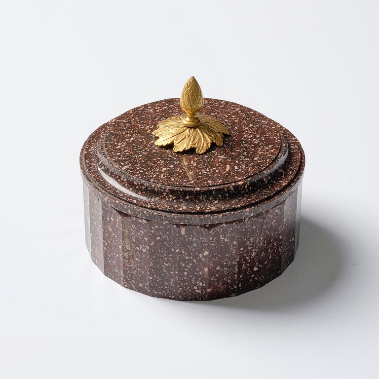 An Empire 'Blyberg' porhyry butter box from Älvdalen, Sweden, early 19th century.