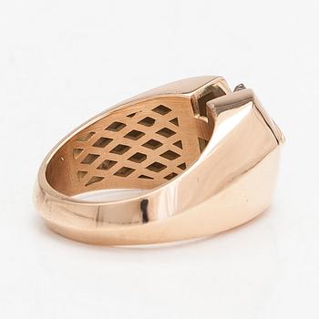A 14K gold ring, princess-cut diamond approx. 5.0 ct, Jarkko Perälä, Vaasa, Finland.