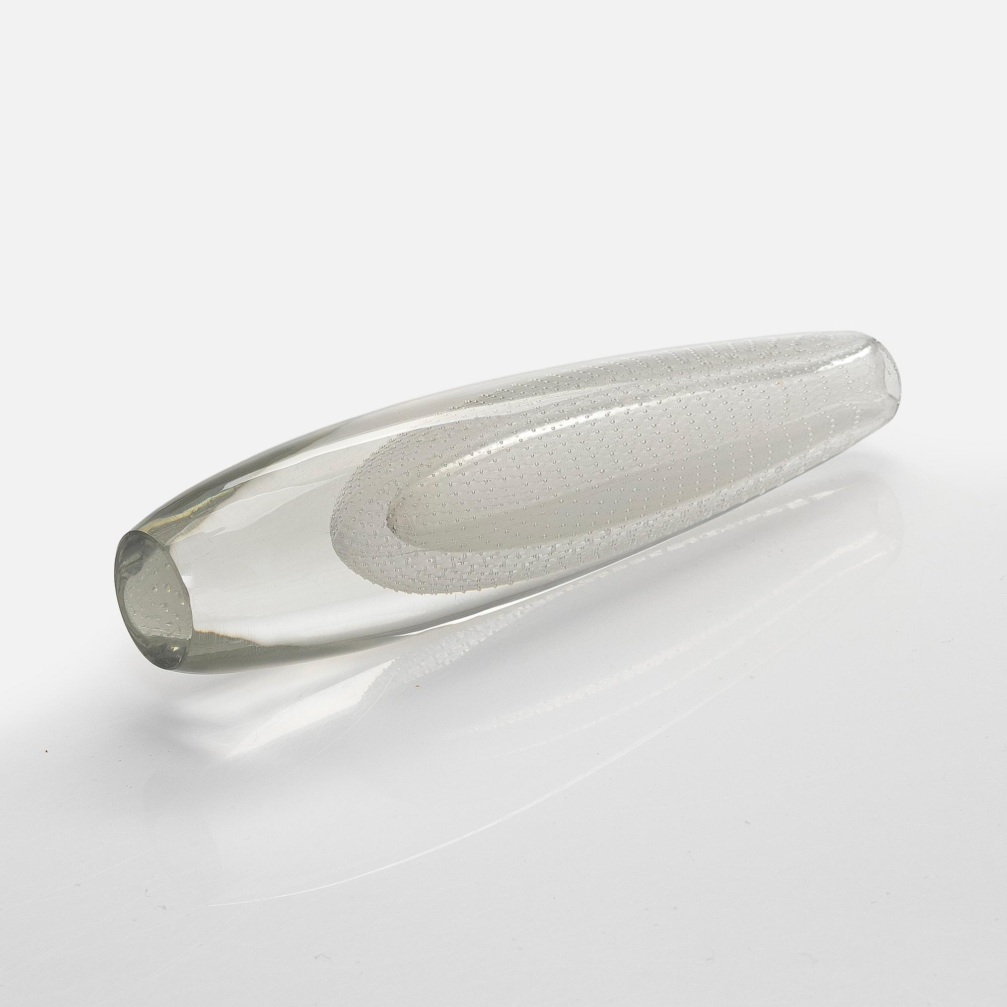 Gunnel Nyman, a model 'GN 31' glass vase, signed G. Nyman Nuutajärvi Notsjö. Designed in 1947.