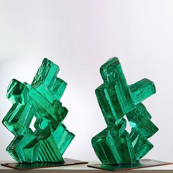 Edvin Öhrström, skulptur, två delar "Kristallisk Komposition", Lindshammars Glasbruk, 1960-tal.