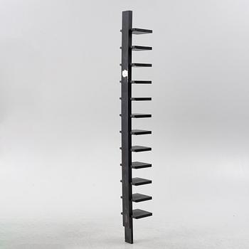 John Kandell, Shelf, 'Pilaster', Källemo.