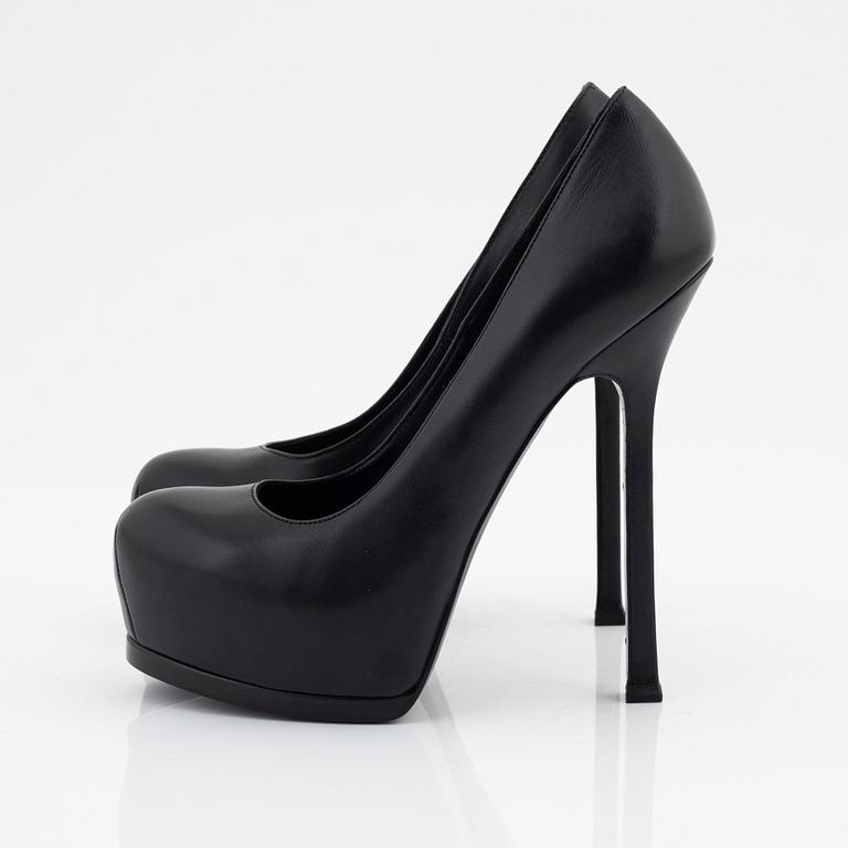 Yves Saint Laurent, a pair of black leather platform pumps, size 36 1/2.