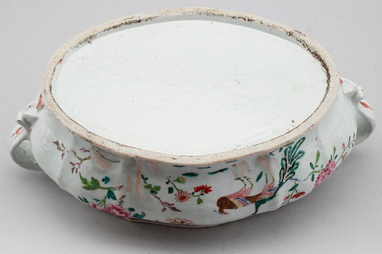 TERRIN, porslin, Kina, Qianlong 1736-1795.