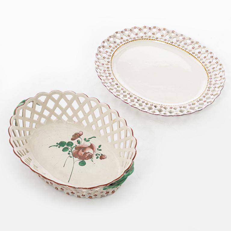 An earthenware openwork bowl and platter, presumably early 20th century.