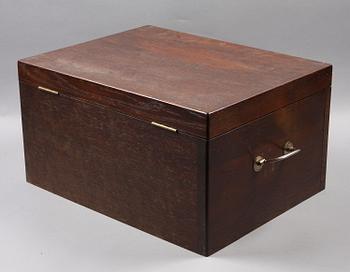 BESTICKSCHATULL, Märkt Otto Larsson Landskrona. 1900-talets början.