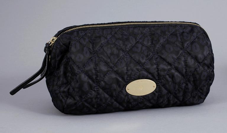 NECESSÄR samt MAKE-UP BAG, "Rosie", Mulberry.