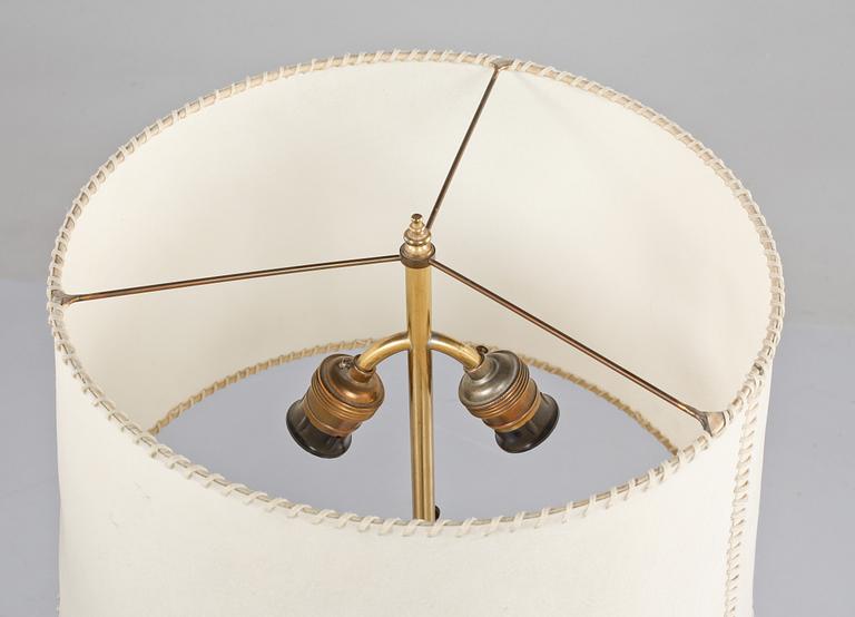 BORDSLAMPOR, ett par, barockstil, 1900-tal.