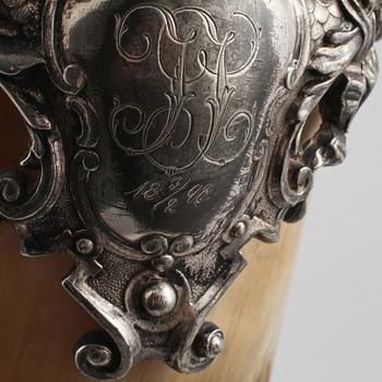 DRYCKESHORN, horn och metall, 1800-talets slut.