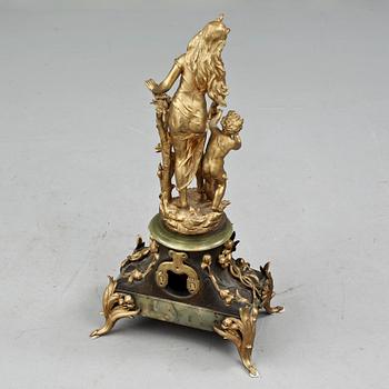 BORDSPENDYL, tidigt 1900-tal.