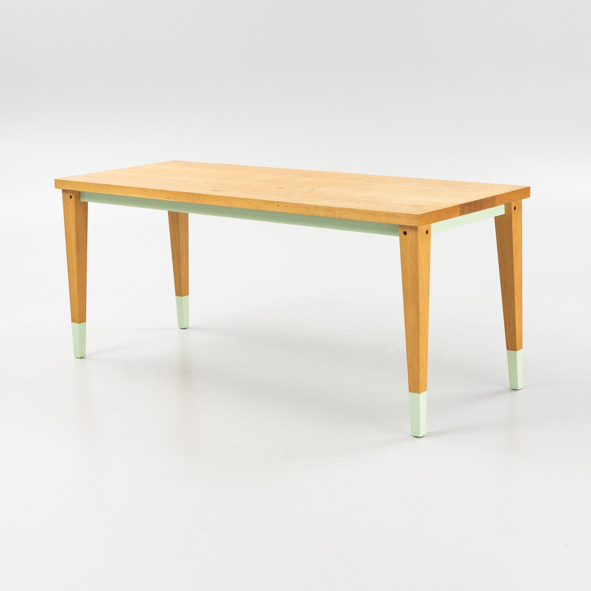 An oak 'Arx Table' from Bullenberg, Berlin.