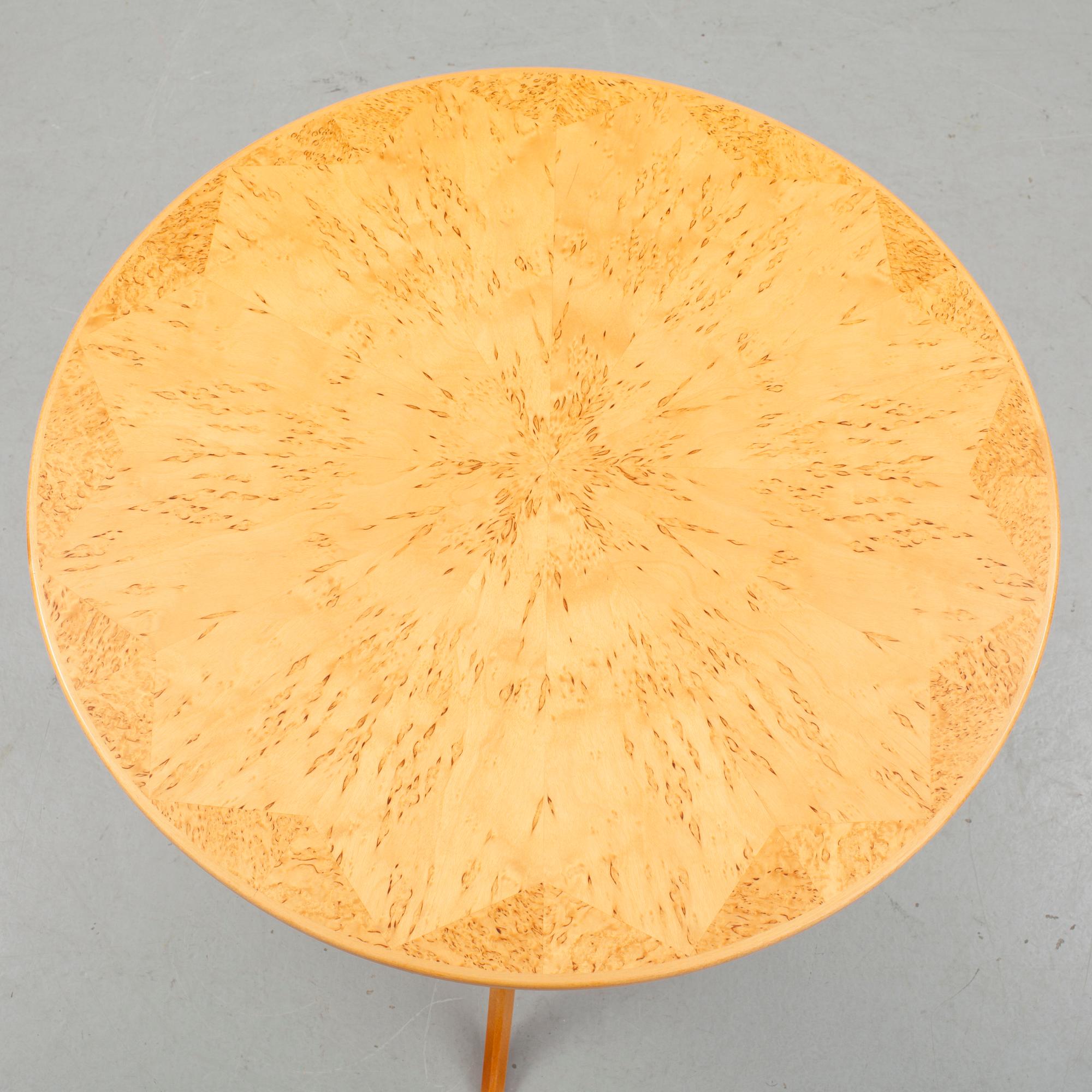 CARL MALMSTEN, salongsbord, "Båstad", brännmärkt CM, möbelsnickare Erik Johansson.