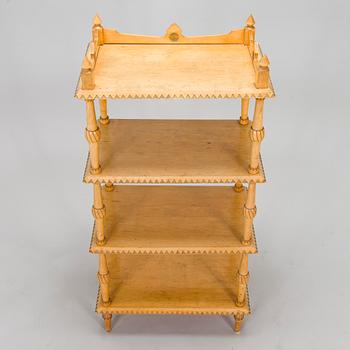 Yrjö Blomstedt, Sängynpäädyt, avohylly ja seinähylly 1898.