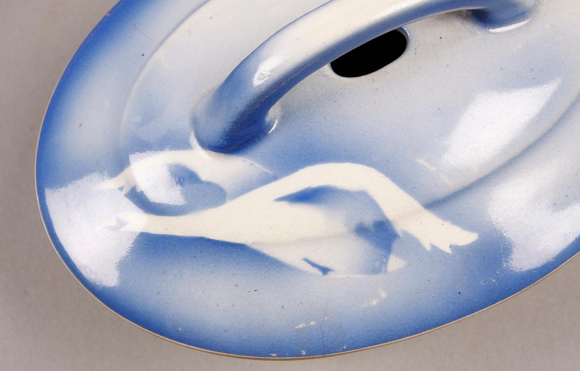 TVÄTTSERVIS, 4 delar, flintgods, Göteborg, tidigt 1900-tal.