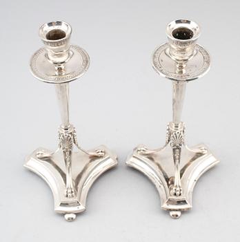 LJUSSTAKAR, 1 par, nysilver, C G Hallberg, 1900-talets första hälft.