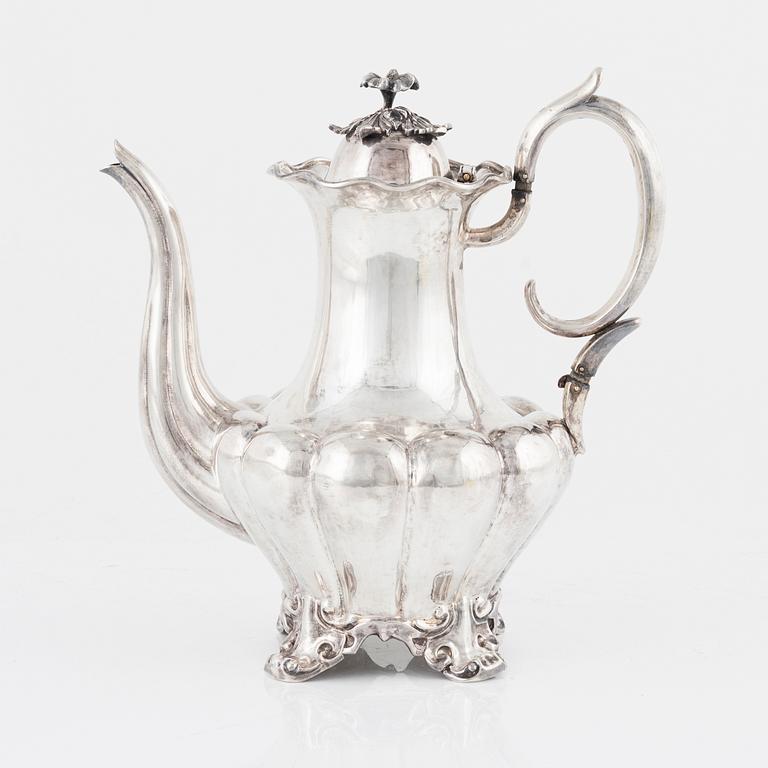 A silver coffee pot by Gustav Möllenborg, Stockholm, 1850.