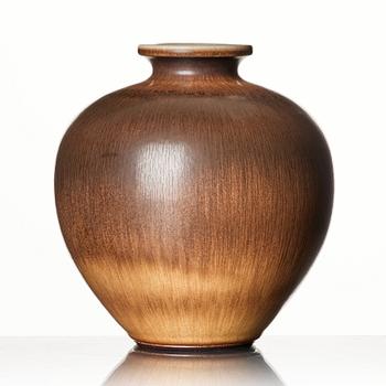 Berndt Friberg, a stoneware vase, Gustavsberg studio, Sweden 1962.