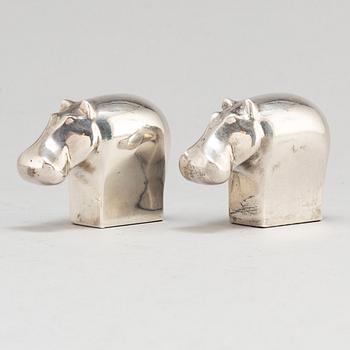 GUNNAR CYRÉN, two silverplated zinc figurines, Danish design, Japan.