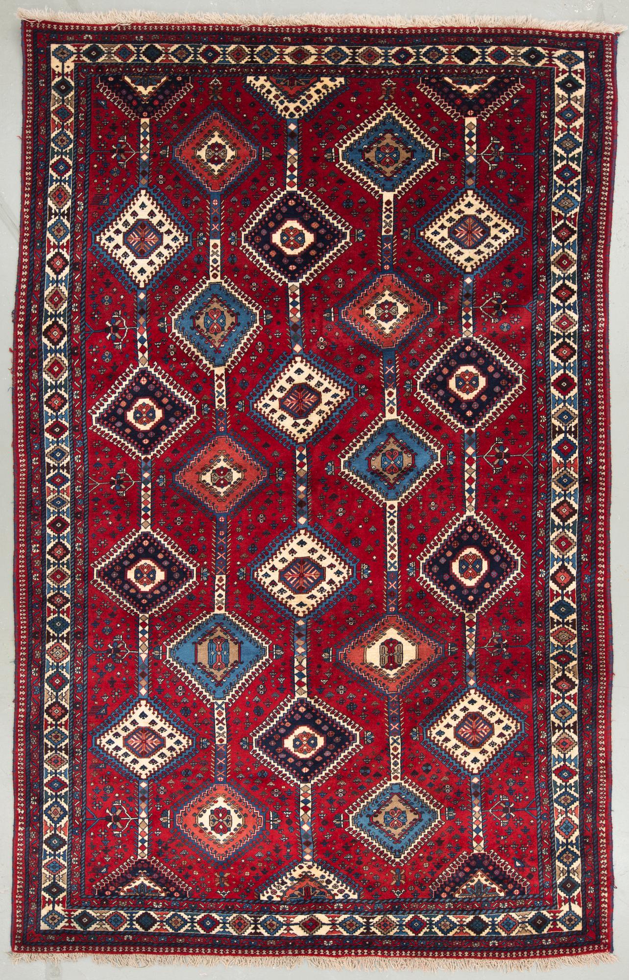 A carpet from Yalameh, around 323 x 207 cm.