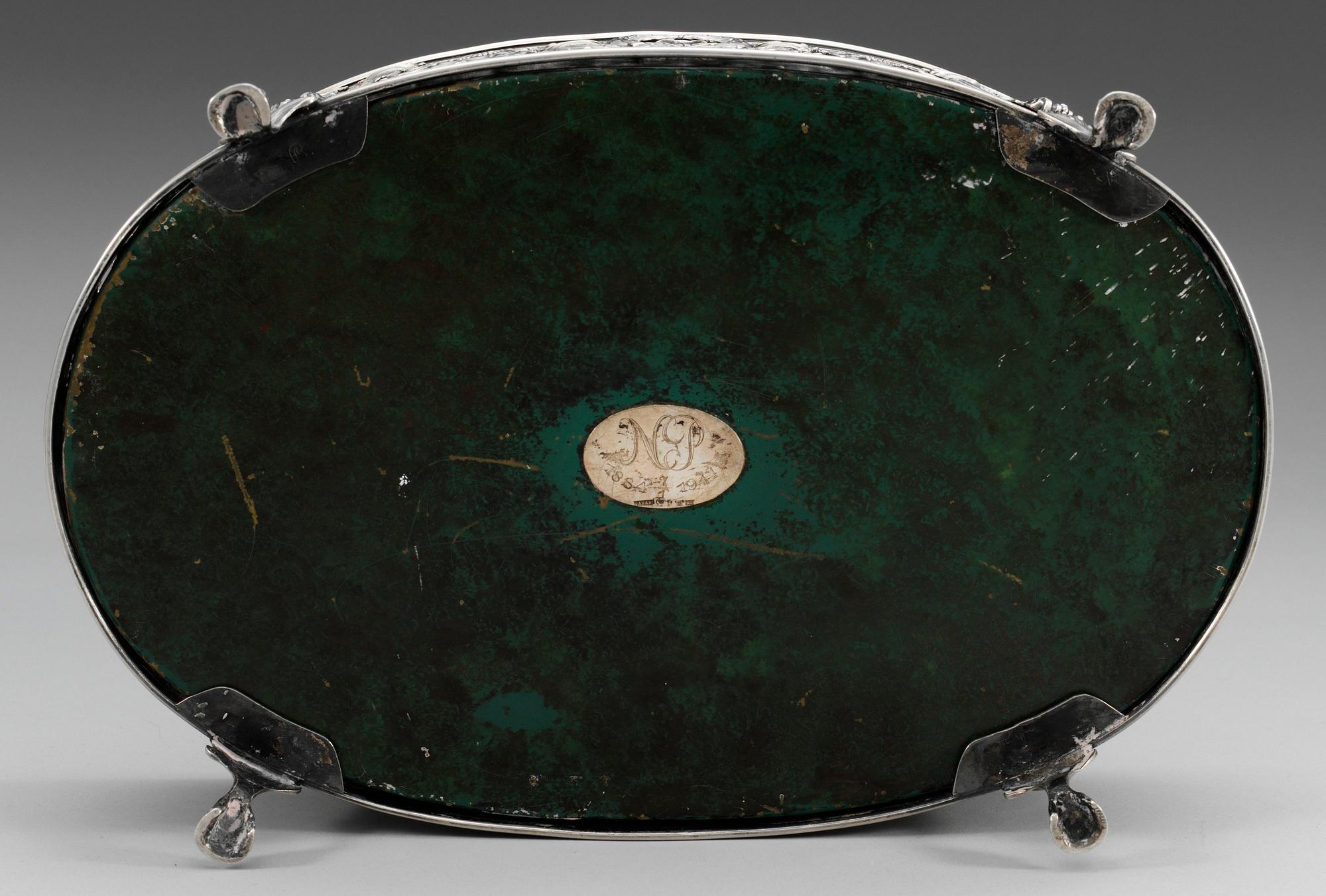 JARDINIERE, silver. Tyskland omkr 1900. Empirestil.