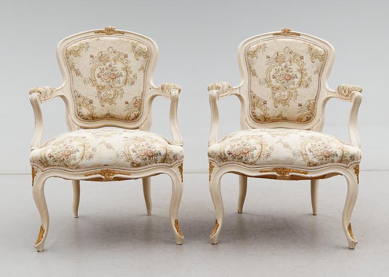 KARMSTOLAR, 1 par, rokokostil, 1800-talets andra hälft.