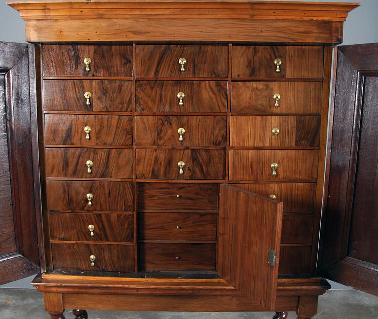 KABINETTSKÅP, barock, 1700-tal.