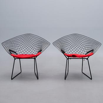 NOJATUOLEJA, 2 kpl, "Diamond chair" Harry Bertoia, 1900-luvun loppupuoli.