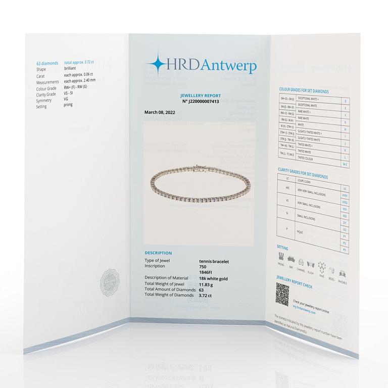 Tennisarmband med briljantslipade diamanter totalt ca 3,72 ct, med report HRD.