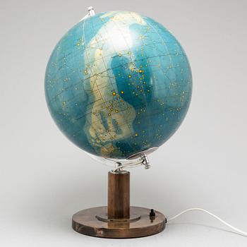 Celestial globe, Columbus-Himmelsglobus, Columbus Verlag Paul Oestergaard K.G. Berlin - Lichterfelde, mid 20th Century.