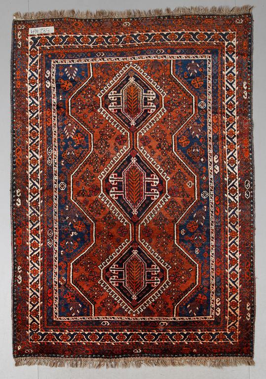 MATTA, orientalisk. Ca 260 X 185 cm.
