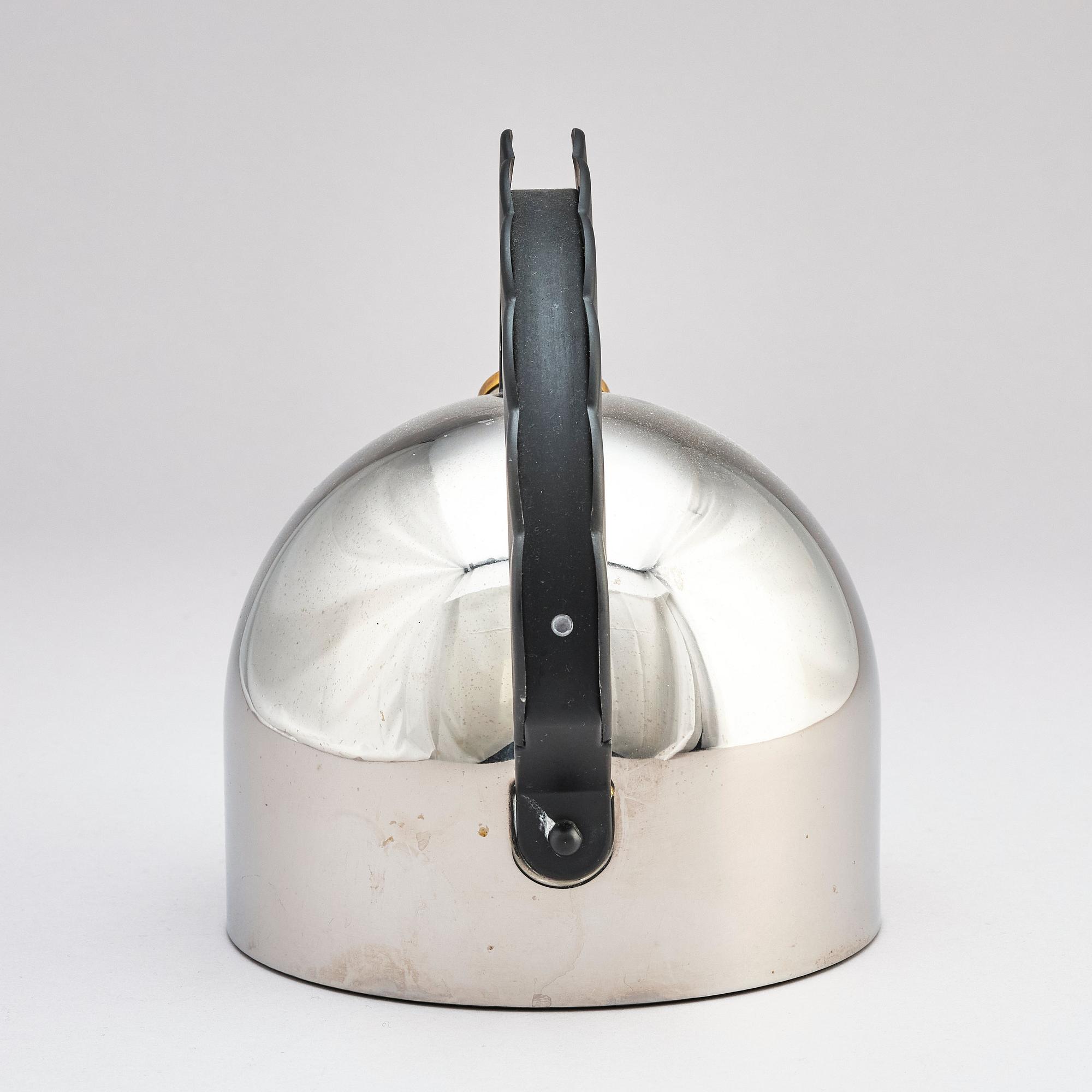 Richard Sapper, & Carsten Jörgensen, a water- and tea boiler, Alessi and Bodum, late 20th century.