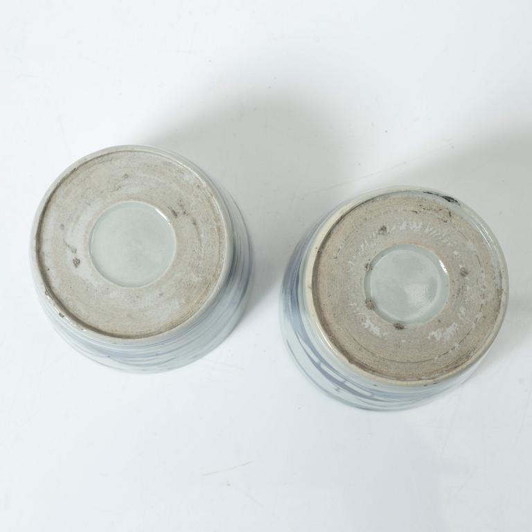 Koppar med fat, 2 stycken samt koppar, 2 stycken. porslin Kina 1700/1800-tal.