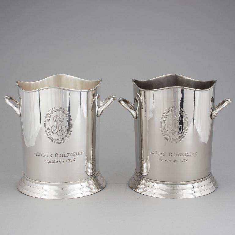 CHAMPAGNEKYLARE, 2 st, vitmetall, 1900-talets andta hälft.