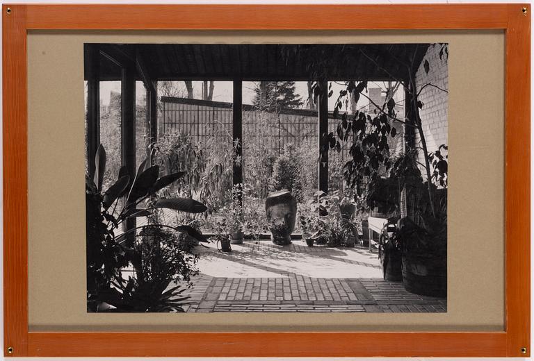 Børge Mogensen, 9 framed photographs depicting Mogensen's house at Soløsevej in Gentofte, Denmark.