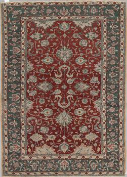 MATTA, semiantik, orientalisk, ca 186 x 133 cm.