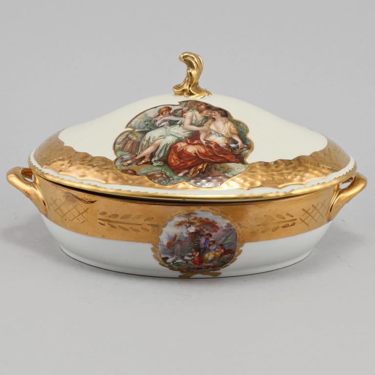 TERRIN, porslin, Royal Copenhagen, 1900-talets andra hälft.