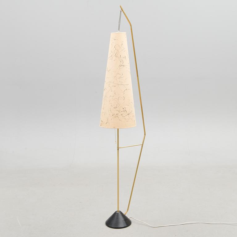A mid-20th Century floor lamp.
