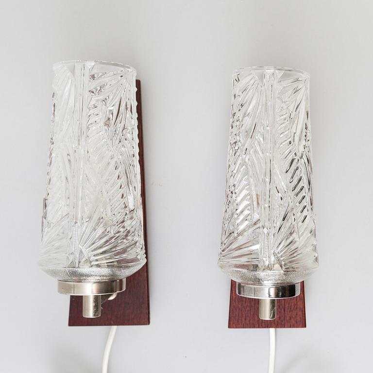 A pair of wall lamps 1950/60s.