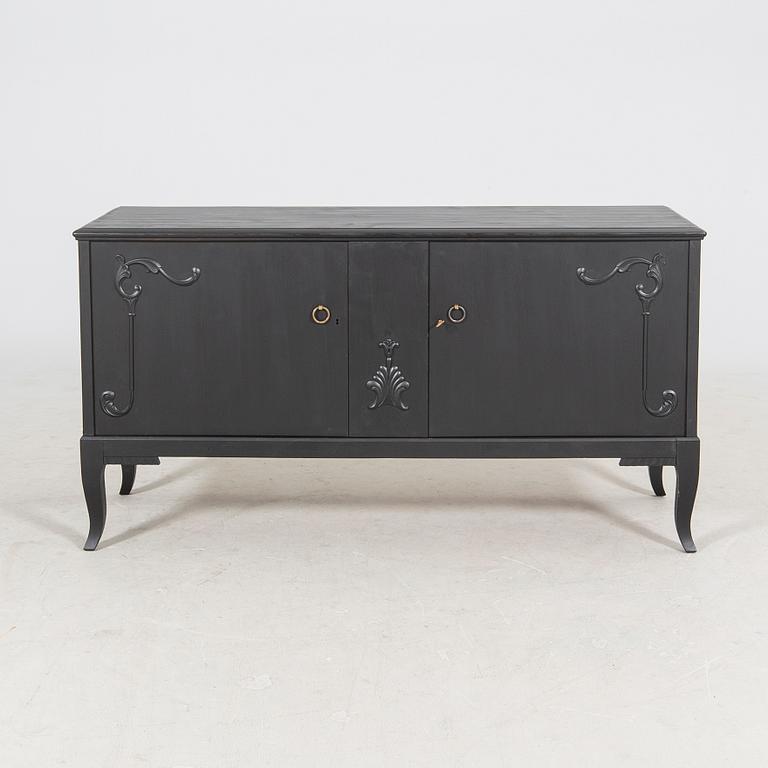 A Swedish painted sideboard first half of the 20th ecentury.