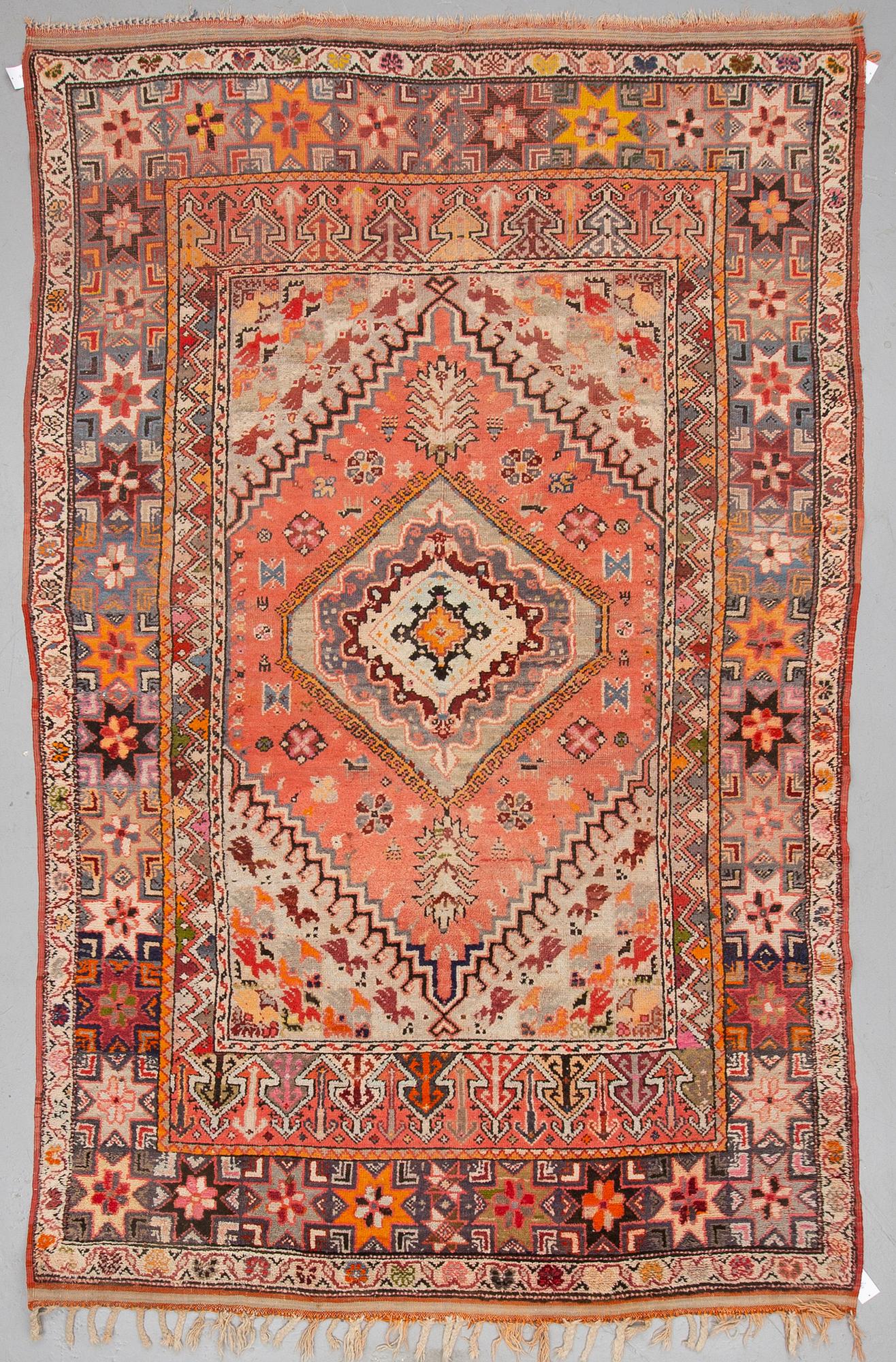 MATTA, old Marockansk, ca 295 x 192,5-201 cm (samt kortsidorna med ca 5-5,5 cm slätväv).