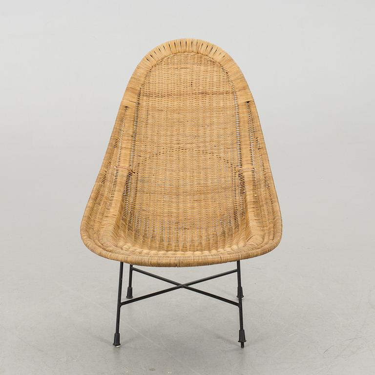 KERSTIN HÖRLIN-HOLMQUIST, fåtölj, "Stora Kraal", Nordiska Kompaniets Verkstäder, 1950-tal.